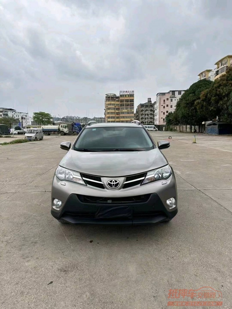 梧州14年丰田RAV41
