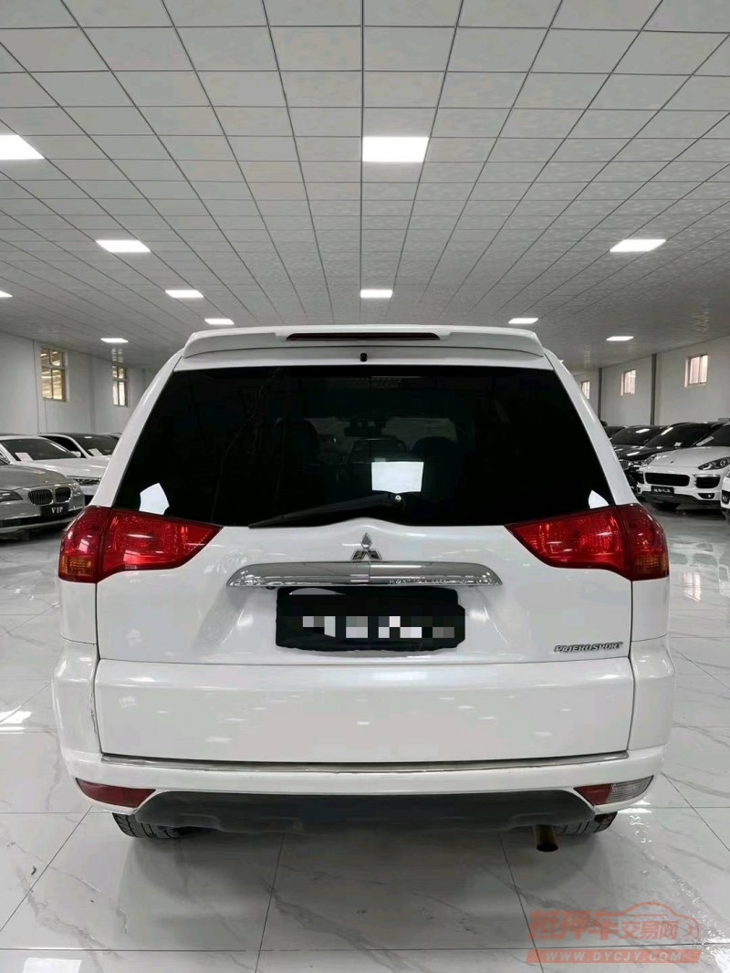 廊坊15年三菱帕杰罗·劲畅1