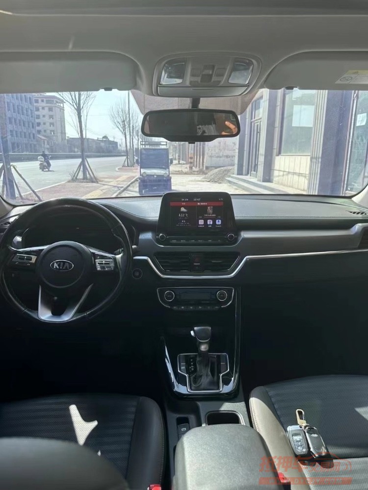 北京20年起亚智跑6