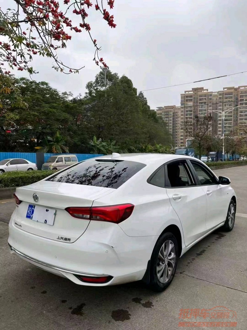 广州22年别克威朗8