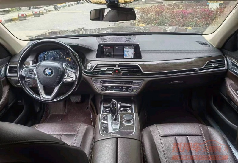 宜昌17年宝马7系8