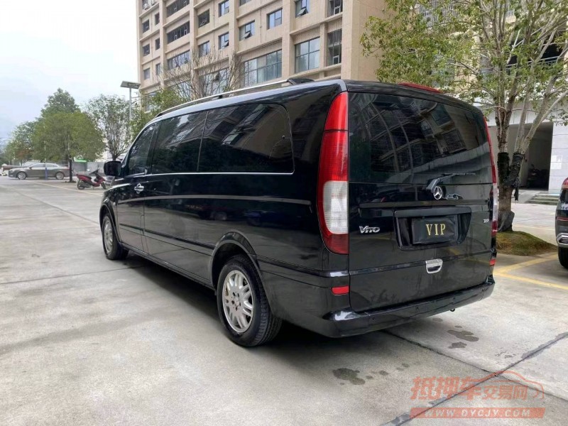 衡阳14年奔驰威霆4