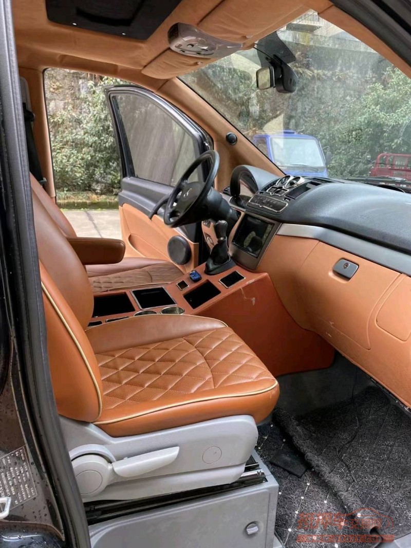 衡阳14年奔驰威霆6