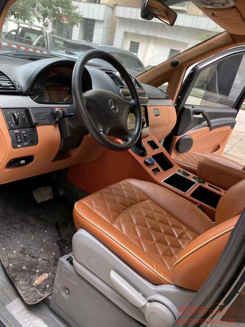 衡阳14年奔驰威霆8