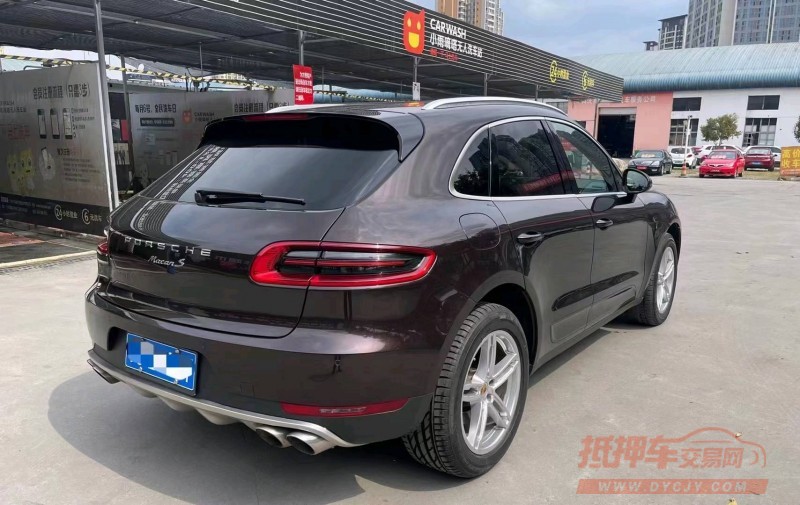 广州16年保时捷Macan4