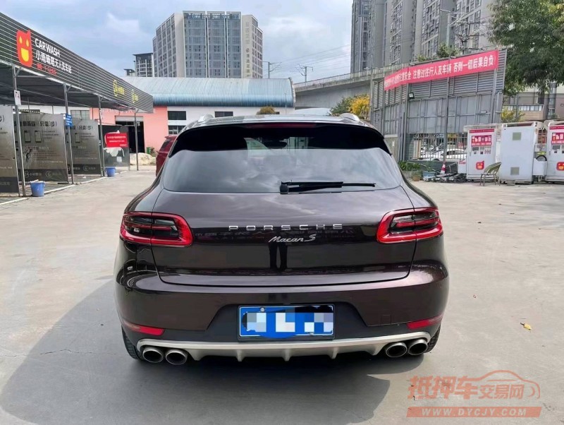 广州16年保时捷Macan9