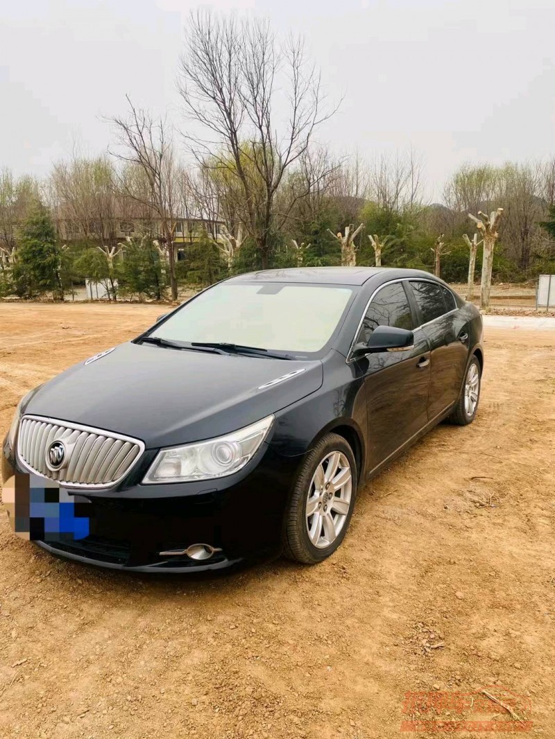枣庄12年别克君越8
