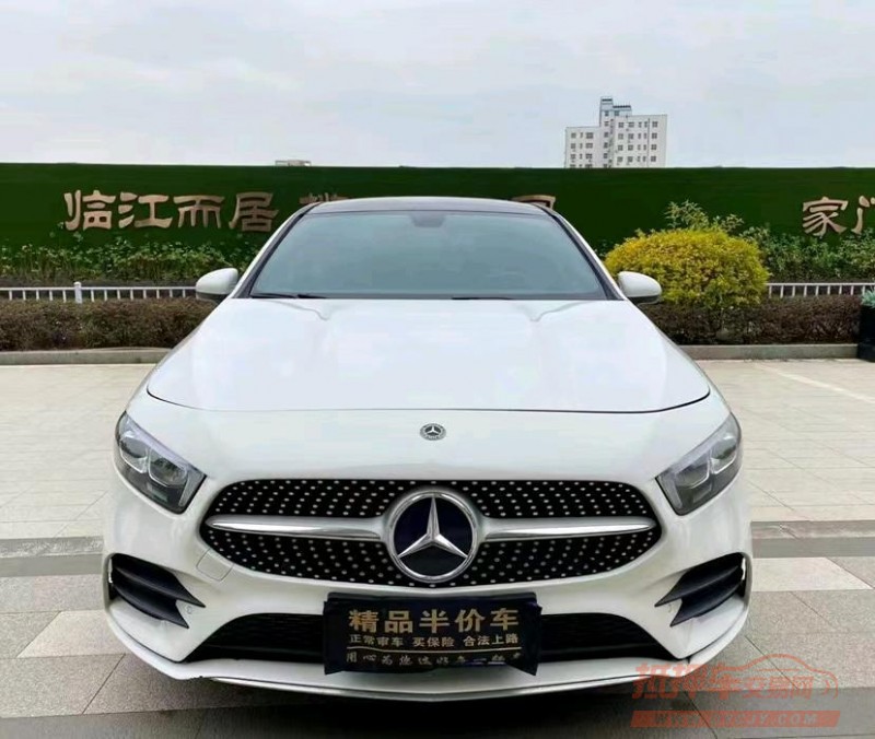 东莞19年奔驰A1