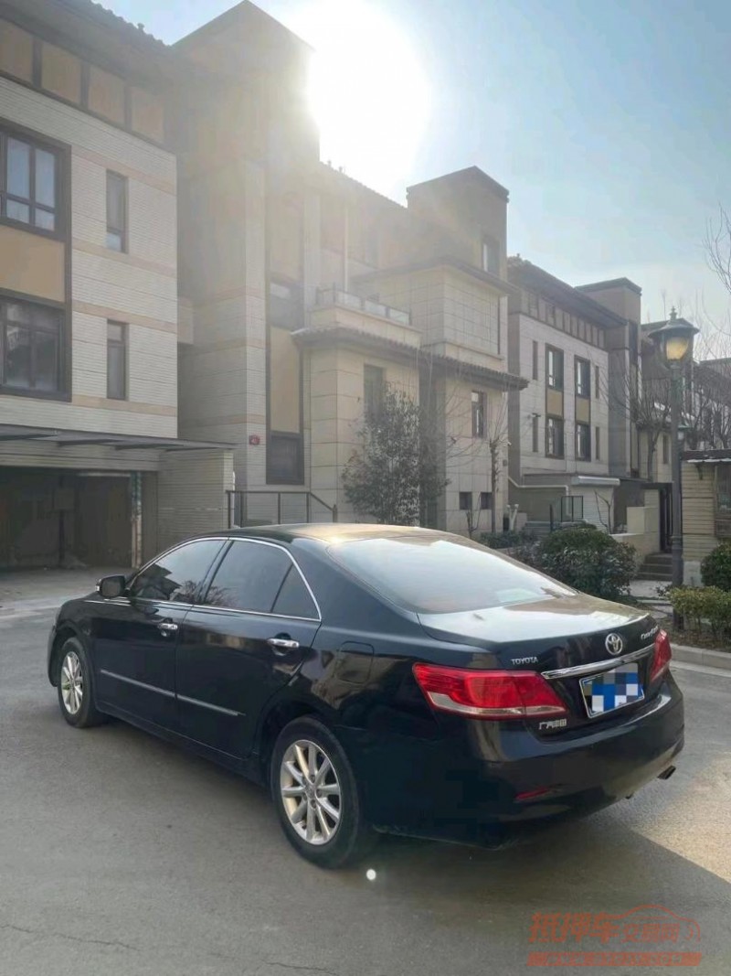 济南15年丰田凯美瑞5