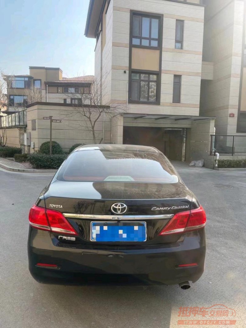济南15年丰田凯美瑞8