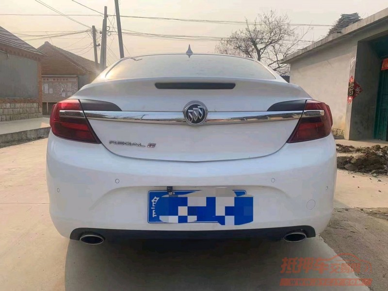 潍坊15年别克君威5