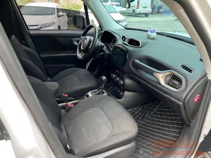 珠海18年Jeep自由侠8