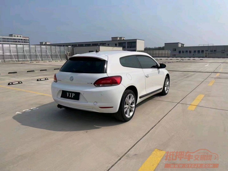 嘉兴12年大众尚酷6