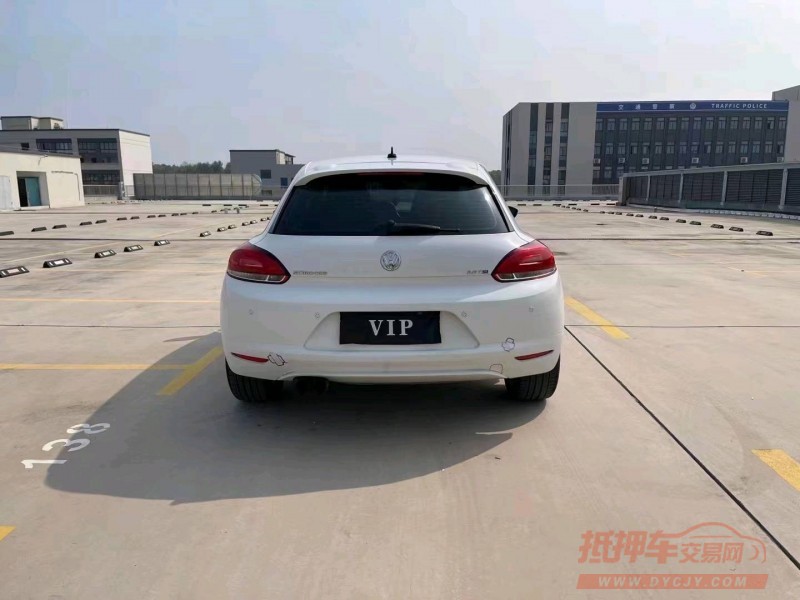 嘉兴12年大众尚酷5