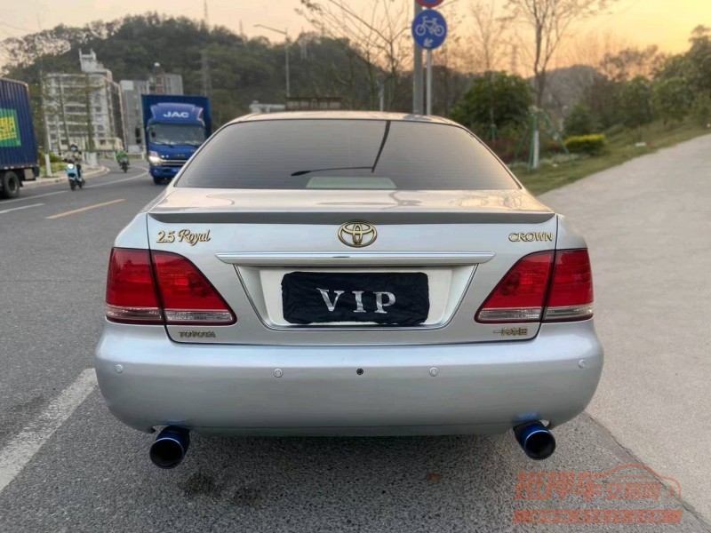 广州07年丰田皇冠5