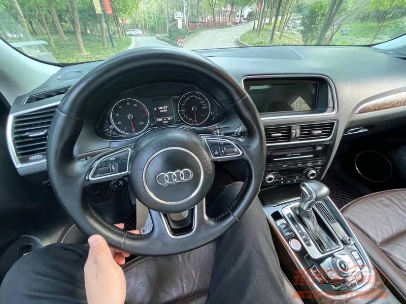 嘉兴14年奥迪Q54