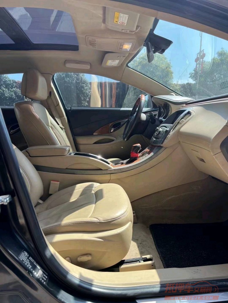 宜昌09年别克君越6