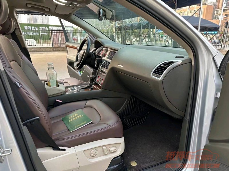 宜昌09年奥迪Q75