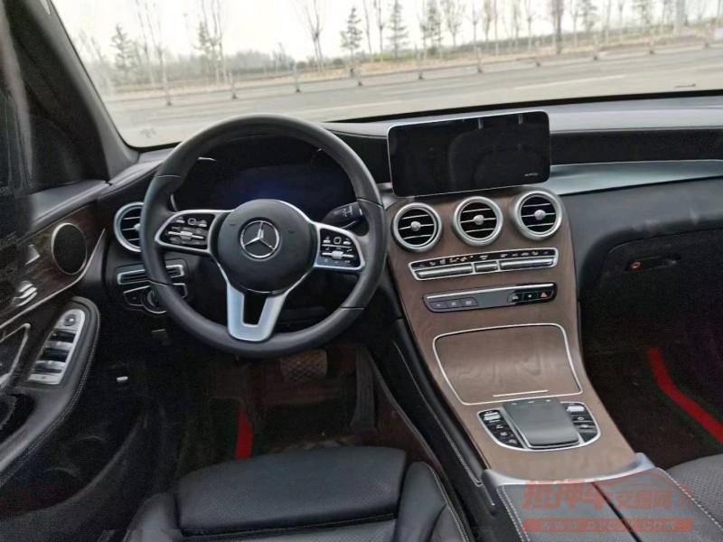 枣庄19年奔驰GLC8