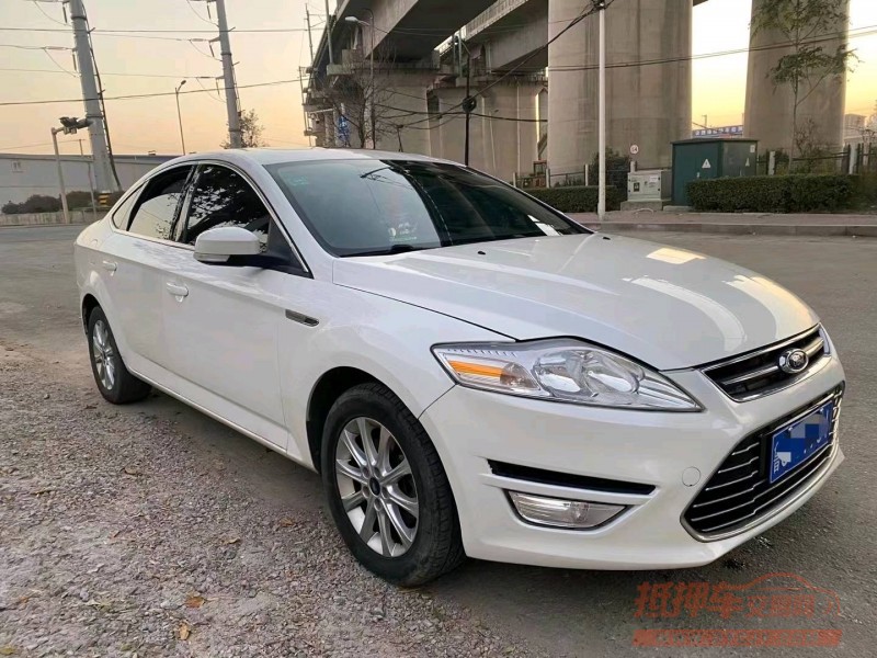 青岛15年福特蒙迪欧-致胜3