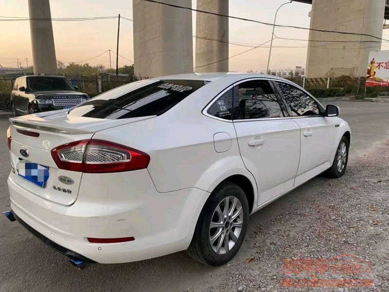 青岛15年福特蒙迪欧-致胜7