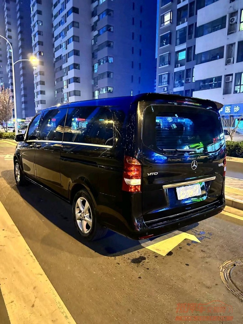 石家庄17年奔驰威霆7