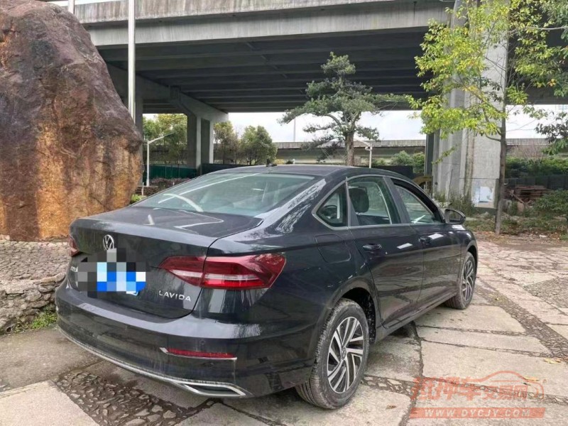 嘉兴22年大众朗逸5