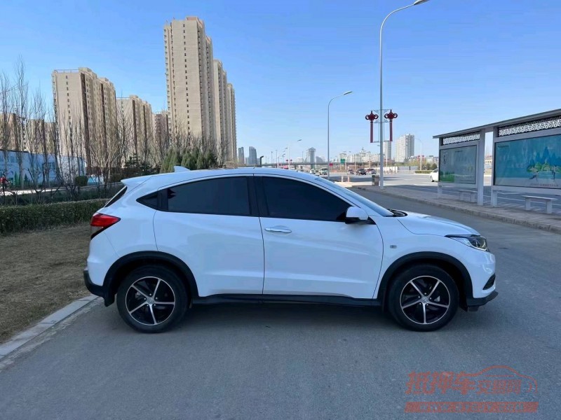 保定22年本田缤智8