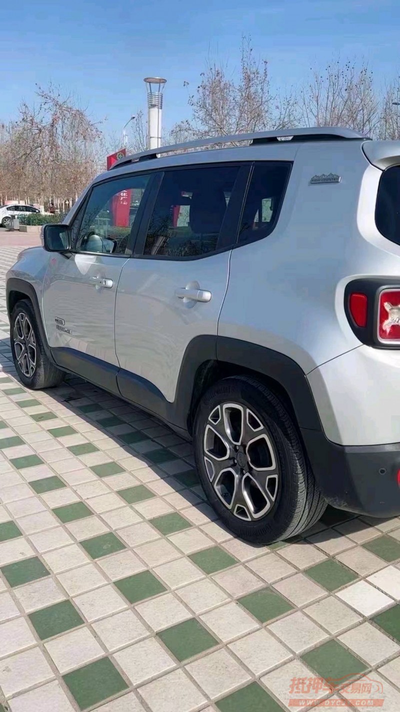 北京16年Jeep自由侠1