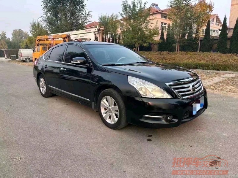 北京13年日产天籁3