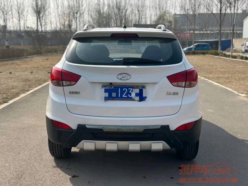 北京16年现代ix353