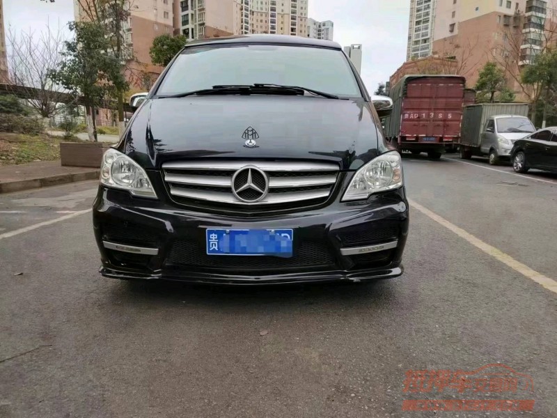 重庆16年奔驰威霆1