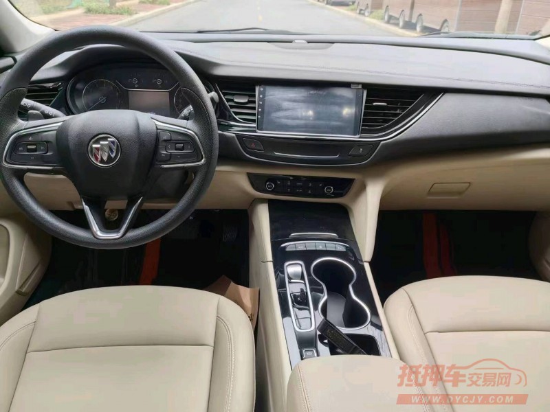 淮南22年别克君威6