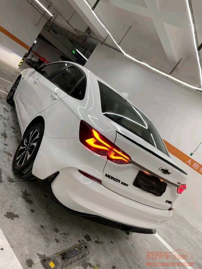 成都20年雪佛兰科鲁泽4