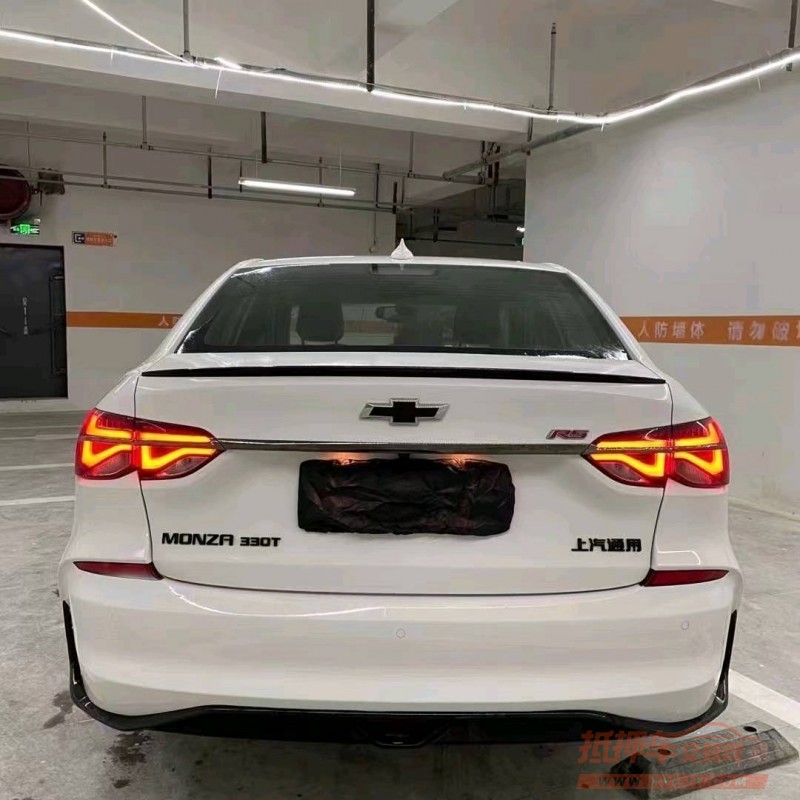 成都20年雪佛兰科鲁泽5