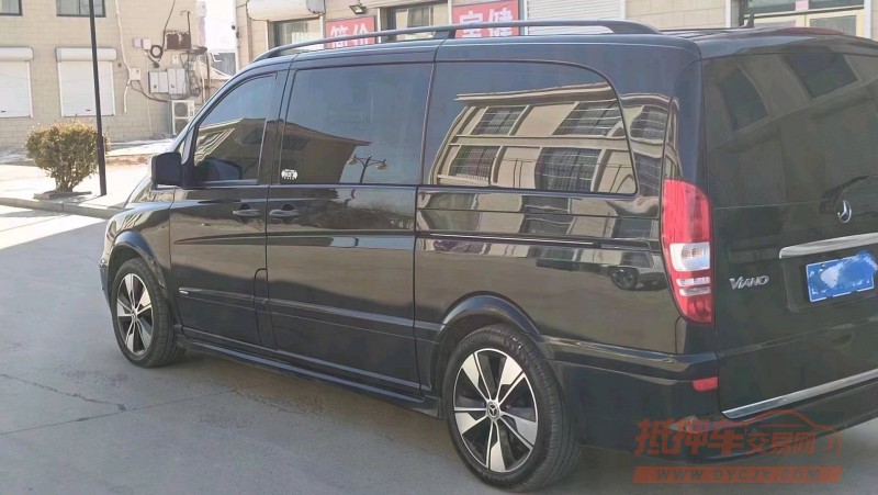 枣庄15年奔驰唯雅诺2