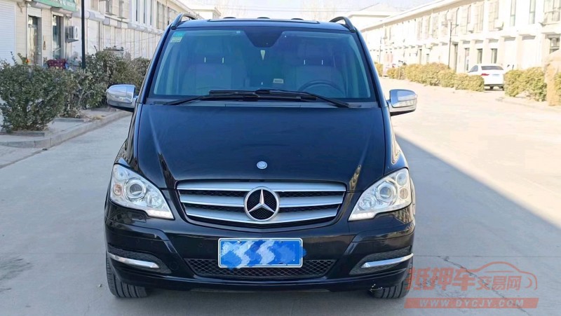 枣庄15年奔驰唯雅诺1