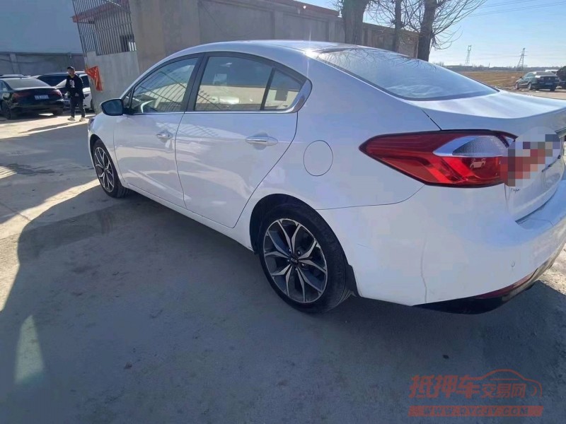 保定17年起亚K38