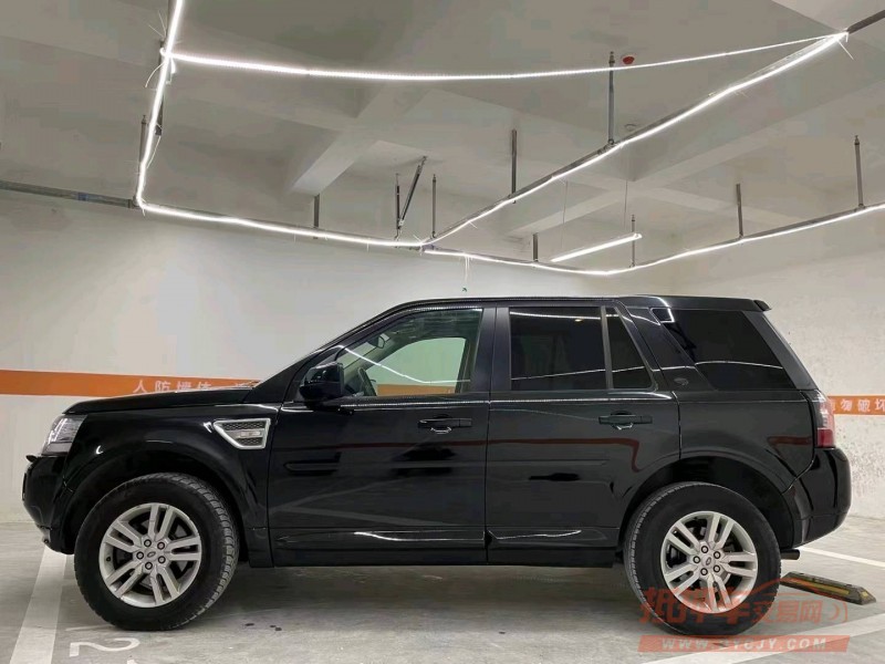 成都14年路虎神行者3