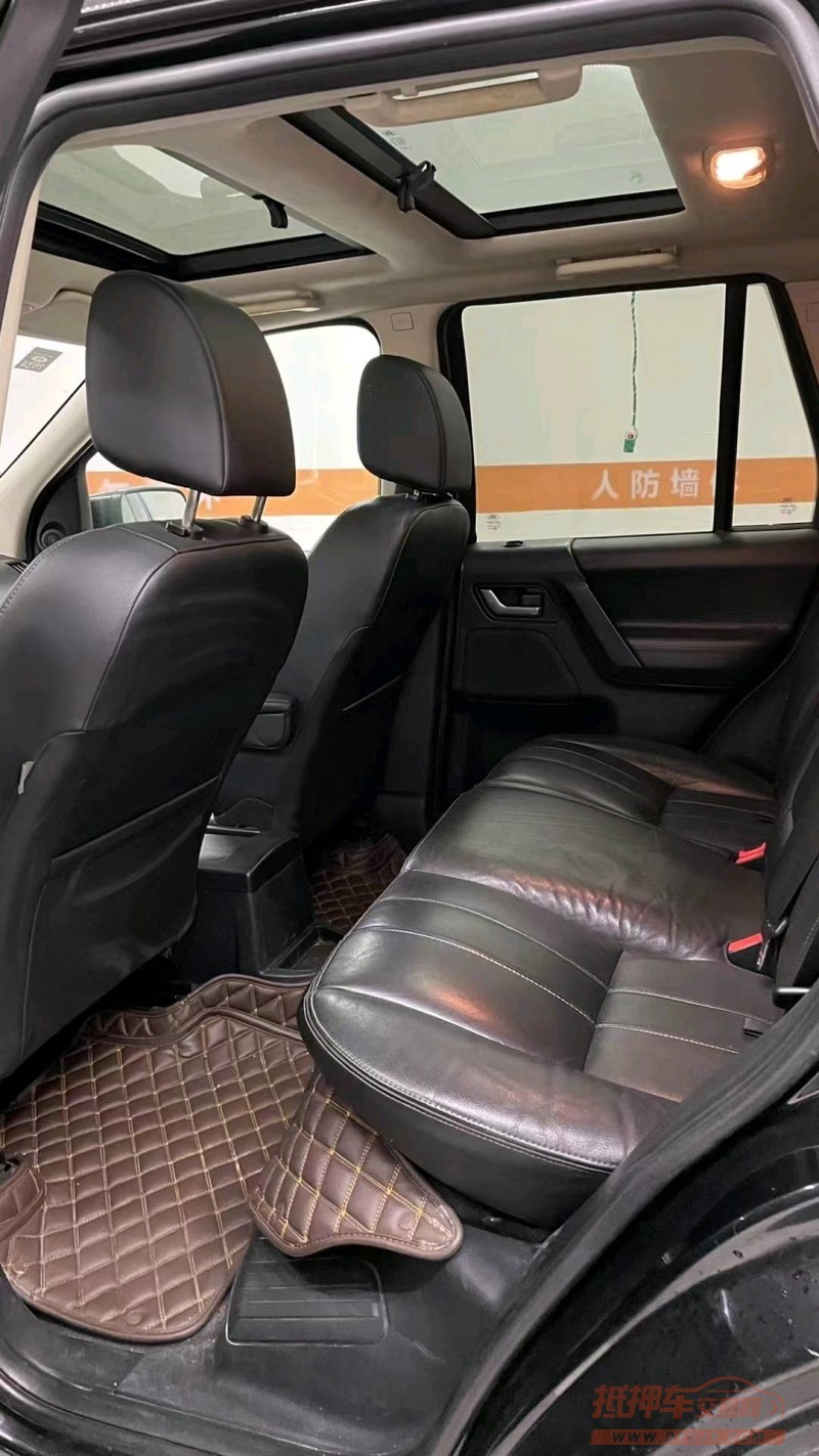 成都14年路虎神行者9