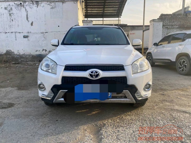 保定12年丰田RAV49