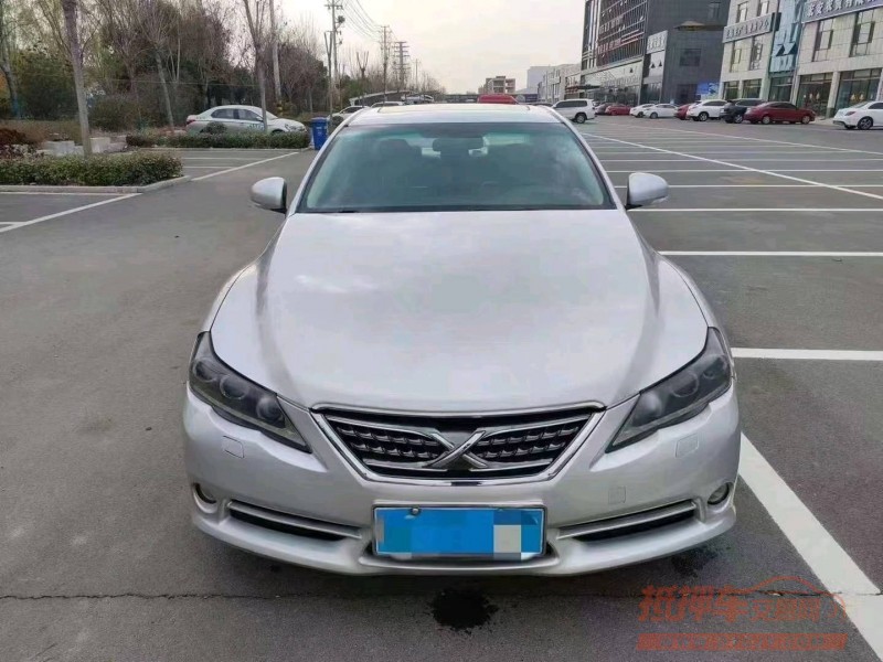 济南11年丰田锐志9