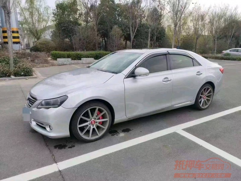 济南11年丰田锐志7