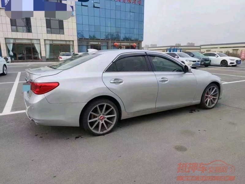 济南11年丰田锐志3