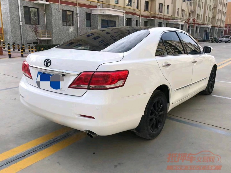 保定12年丰田凯美瑞4