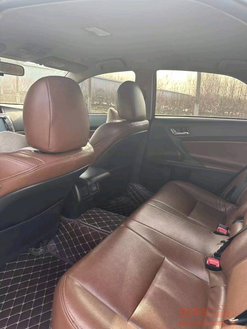 北京14年丰田锐志4