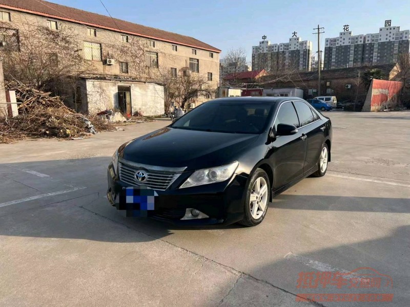 济南12年丰田凯美瑞3