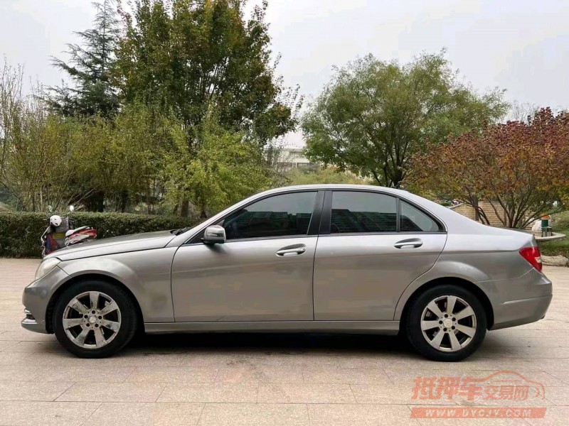 邯郸13年奔驰GLE9