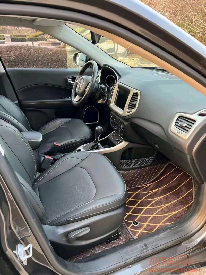 邯郸18年Jeep指南者8