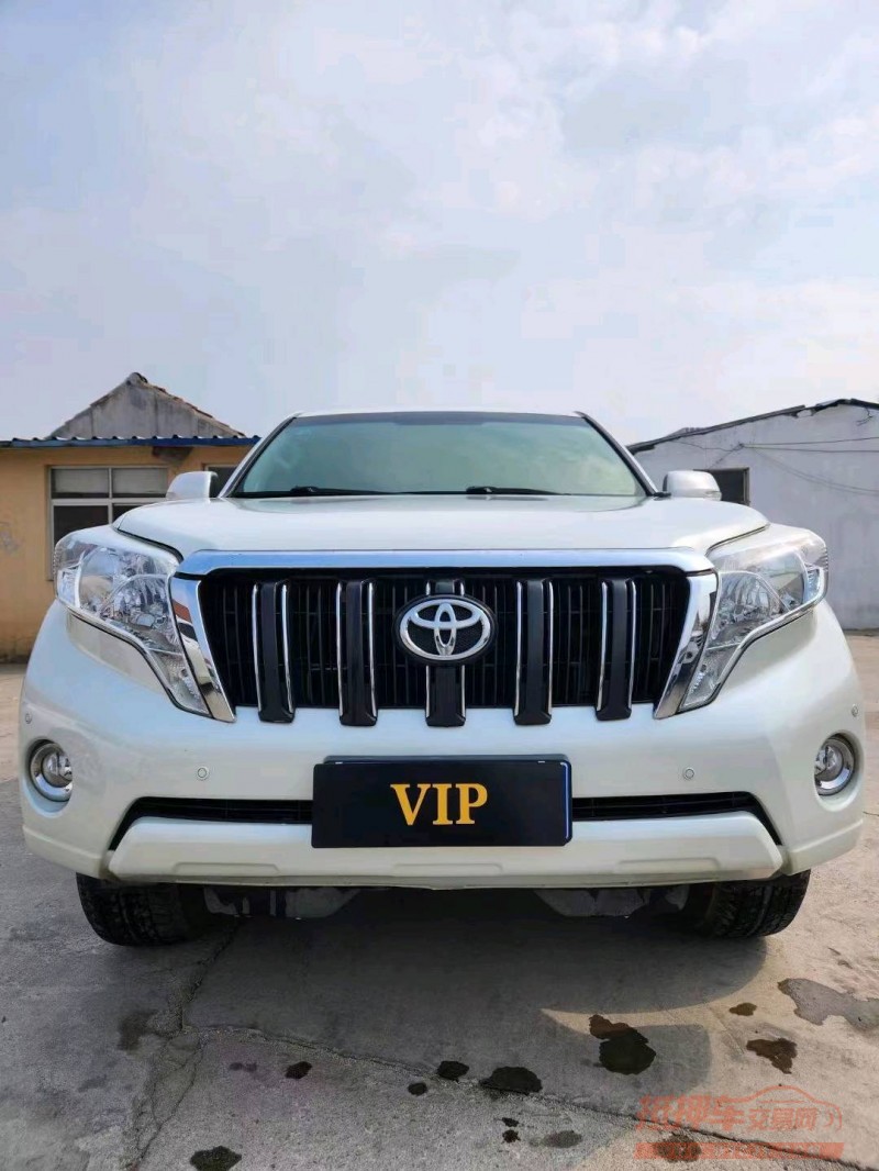 济南17年丰田普拉多1
